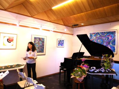 個展とミニコンサート